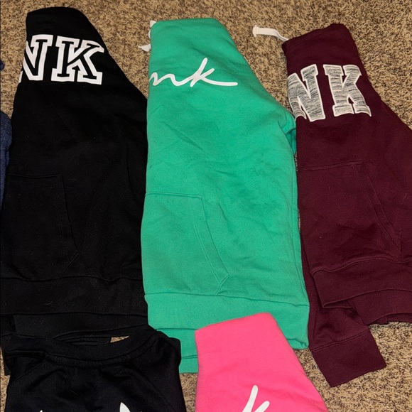 Lot of VS PINK clothes - Picture 5 of 6